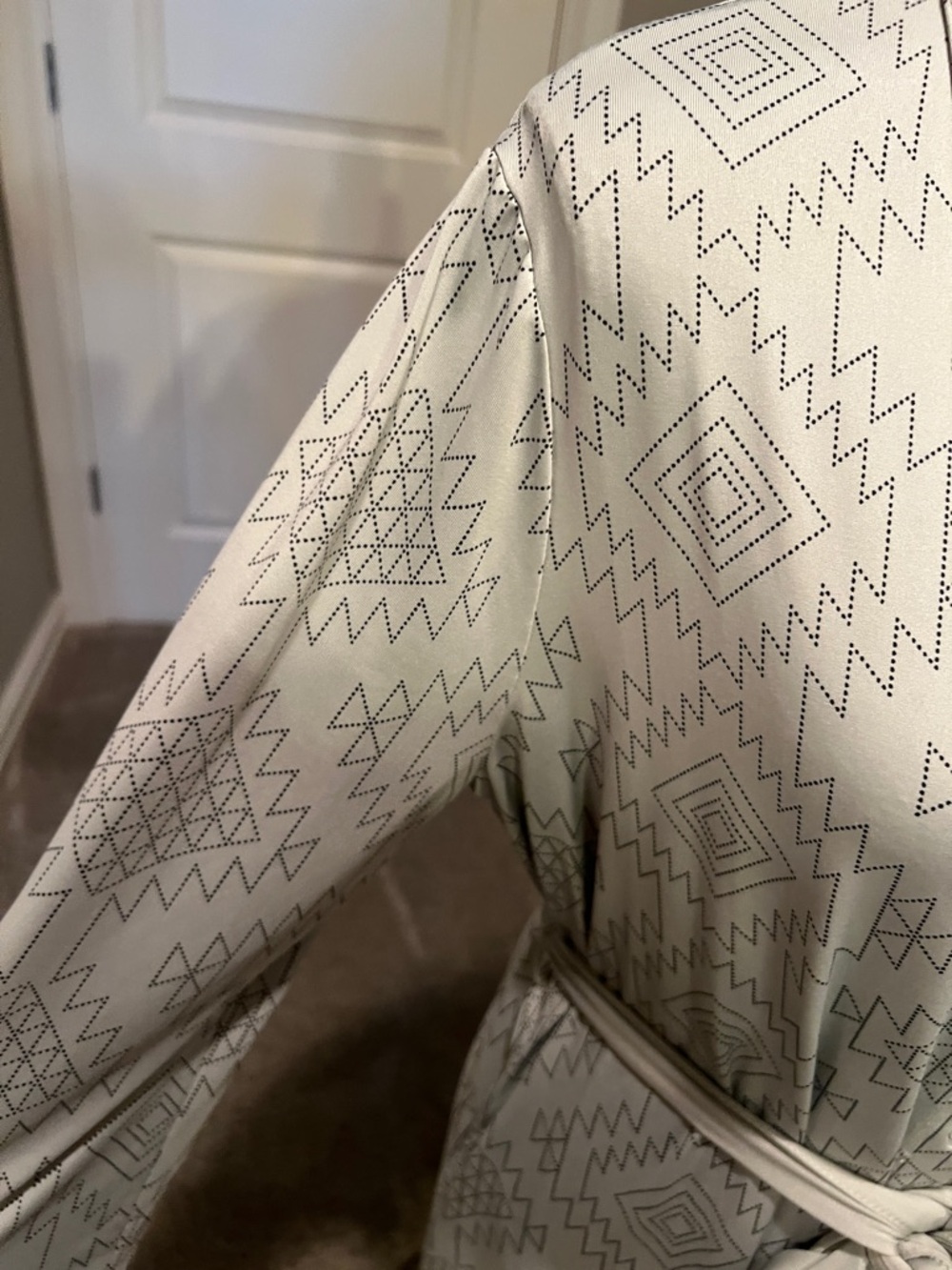 LuLaRoe Light Green Aztec Shirt Dress with Self Tie - Picture 5 of 10